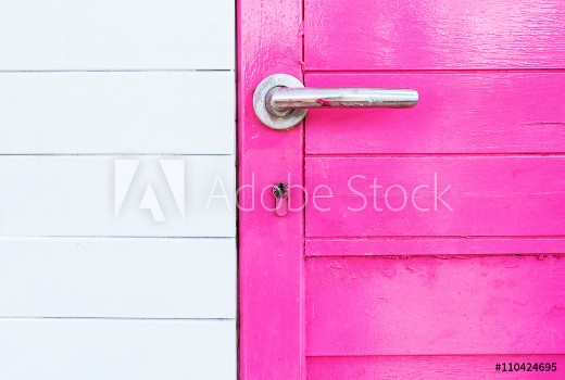 Picture of Particolare di una porta di legno fucsia